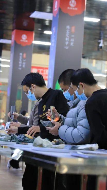 百分玉石寄售服务窗口全新上线，开启便捷寄卖新体验